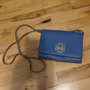 Carolina Blue Tory Burch Crossbody Bag! In perfect condition.